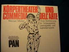 Körpertheater und Commedia dell Árte